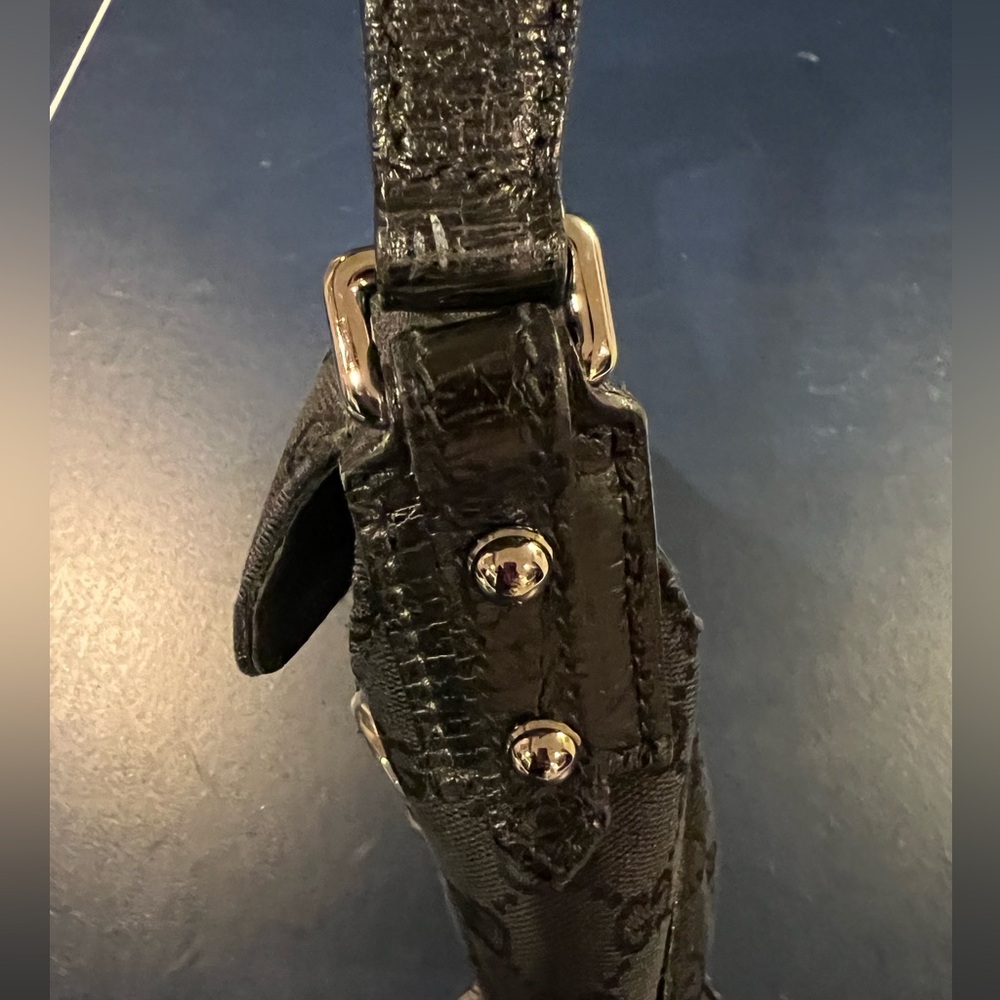 Gucci Black Classic Canvas GG Print Shoulder Bag - Picture 9 of 15